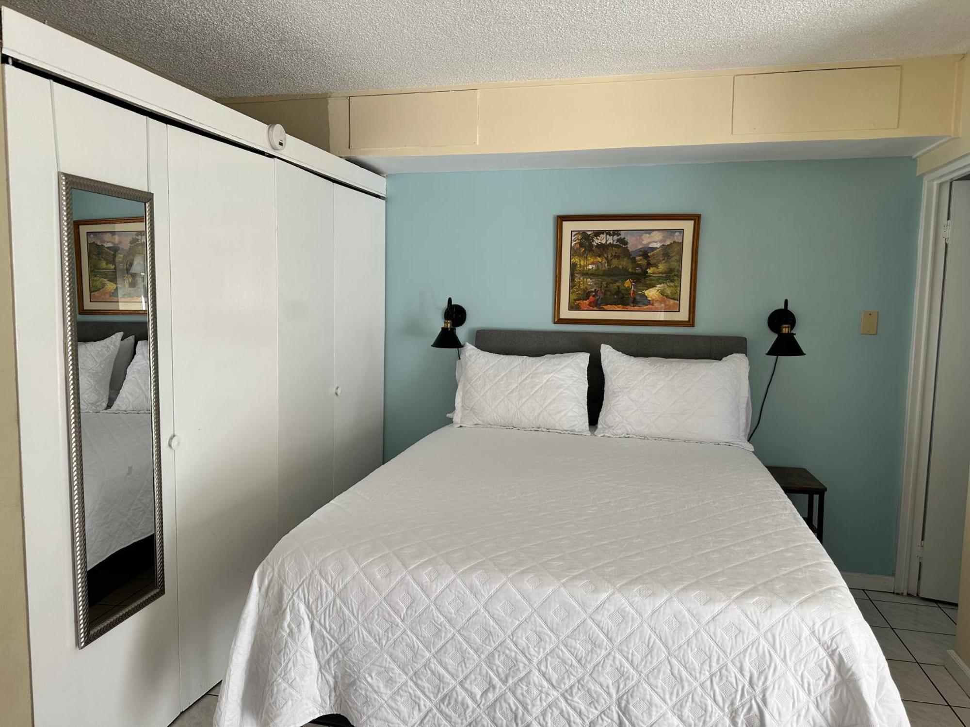 Апартаменты Beryls At Seawind On The Bay , Montego Bay , Jamaica Экстерьер фото